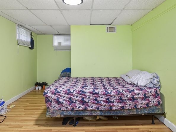 1491 Hyde Park Ave, Boston MA 02136