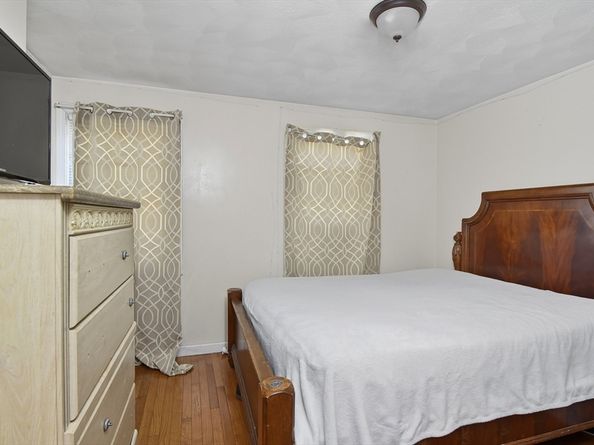 1491 Hyde Park Ave, Boston MA 02136