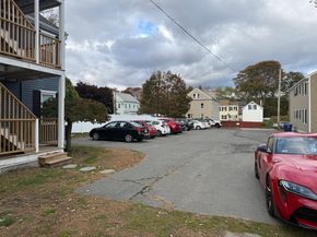 128 Boston St 4, Salem MA 01970