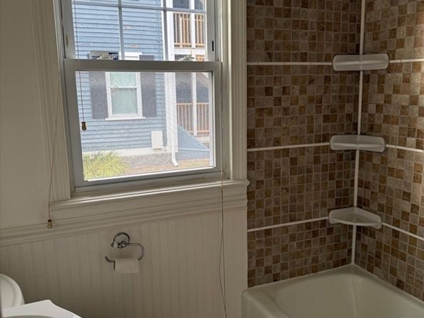 128 Boston St 4, Salem MA 01970