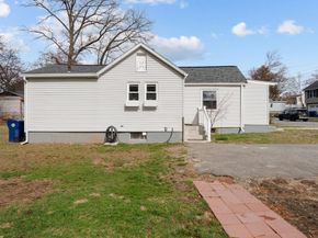 11 Autumn St, Billerica MA 01821