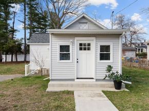 11 Autumn St, Billerica MA 01821