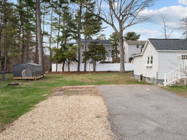 11 Autumn St, Billerica MA 01821