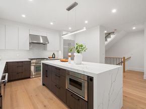 956 Walnut Street 6, Newton MA 02461