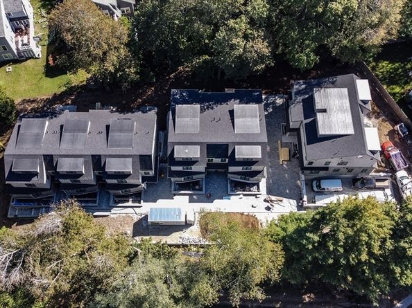 956 Walnut Street 6, Newton MA 02461