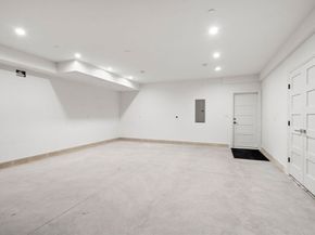 956 Walnut Street 6, Newton MA 02461