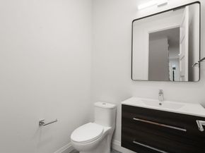 956 Walnut Street 6, Newton MA 02461