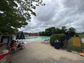 64 Laurelwood Dr 64, Stoughton MA 02072