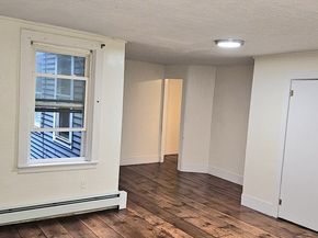 154 Pleasant St, Fitchburg MA 01420