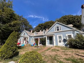 154 Pleasant St, Fitchburg MA 01420