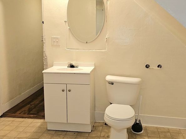 154 Pleasant St, Fitchburg MA 01420