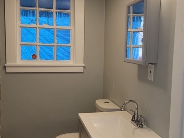 154 Pleasant St, Fitchburg MA 01420