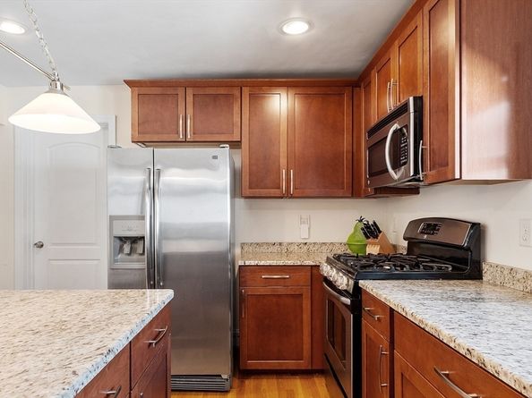 30 Unity Ave 30, Belmont MA 02478