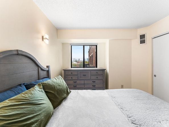 15 N Beacon St 412, Boston MA 02134
