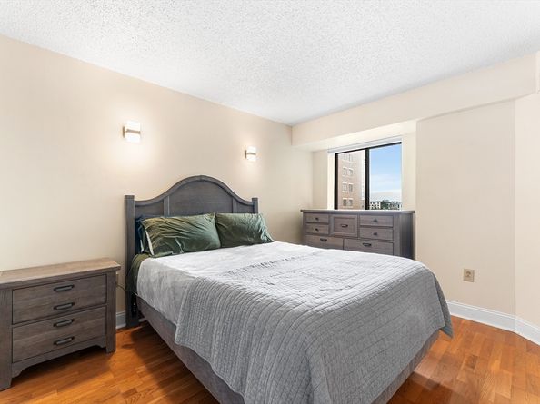 15 N Beacon St 412, Boston MA 02134