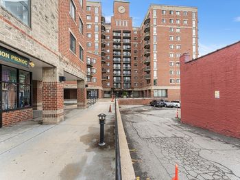 15 N Beacon St