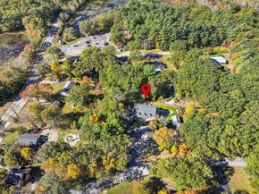 98 Minebrook Rd, Webster MA 01570