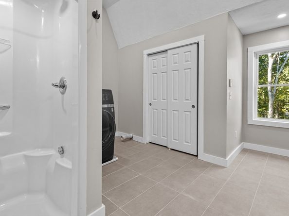 98 Minebrook Rd, Webster MA 01570