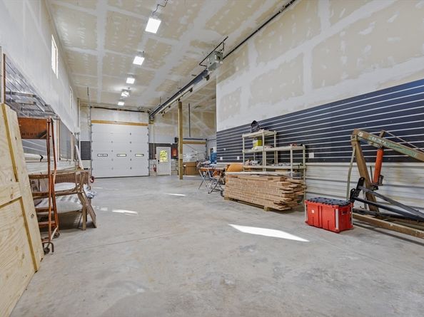 98 Minebrook Rd, Webster MA 01570