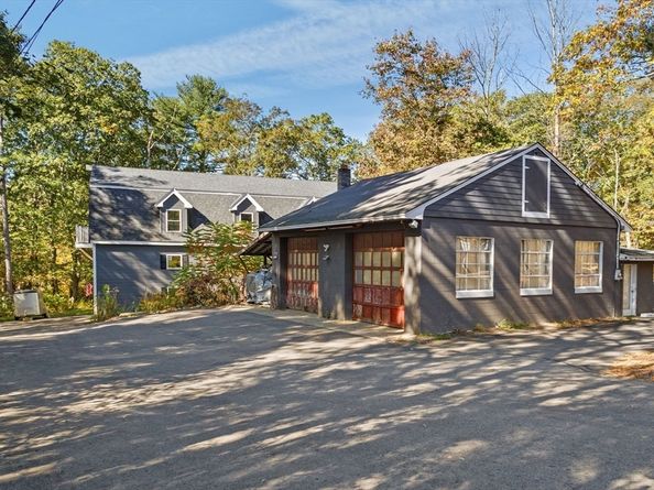 98 Minebrook Rd, Webster MA 01570