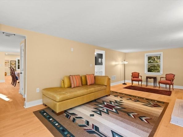 445 Plymouth St, Pembroke MA 02359