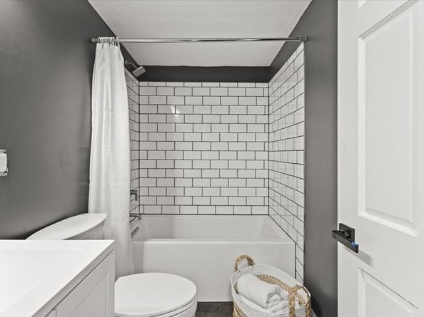 445 Plymouth St, Pembroke MA 02359