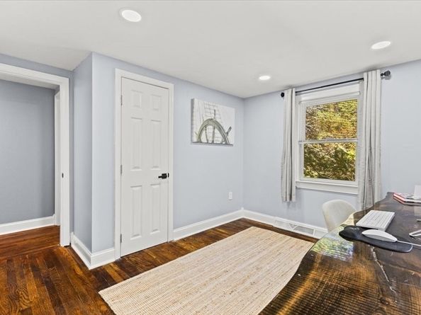 445 Plymouth St, Pembroke MA 02359