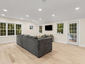 445 Plymouth St, Pembroke MA 02359