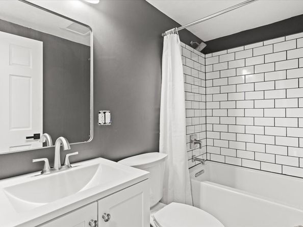 445 Plymouth St, Pembroke MA 02359