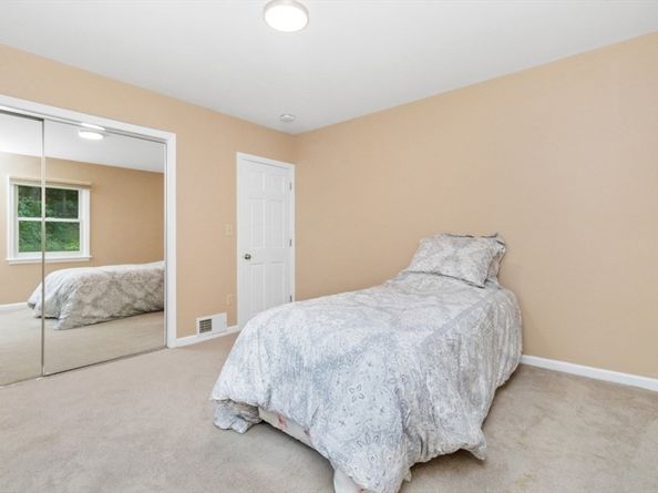 36 Porter Rd, Natick MA 01760