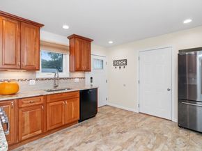 36 Porter Rd, Natick MA 01760