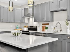 365 Newport Ave 301, Quincy MA 02170