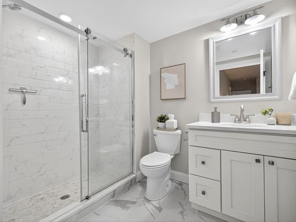 365 Newport Ave 301, Quincy MA 02170