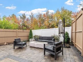 10 Line Rd A, Wakefield MA 01880