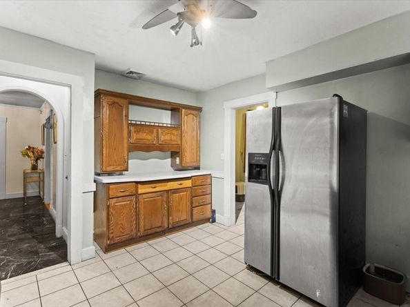 302 Prospect St, Brockton MA 02301