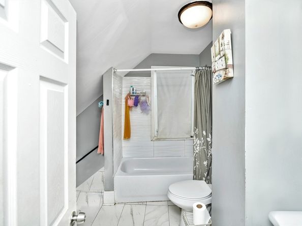 32-32R Temple St, Boston MA 02126