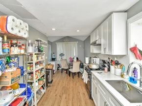 32-32R Temple St, Boston MA 02126