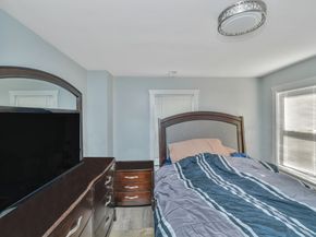 32-32R Temple St, Boston MA 02126