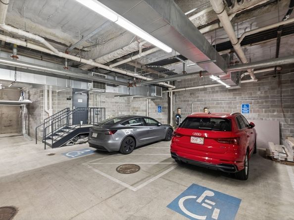 301 Border Street 49, Boston MA 02128