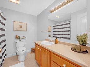 33 Meola Ave, Worcester MA 01606