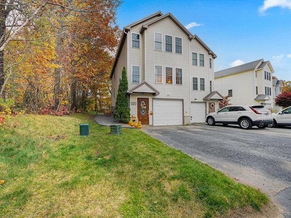 33 Meola Ave, Worcester MA 01606