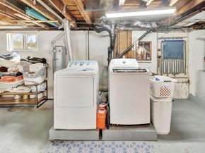 35 H Street, Hull MA 02045