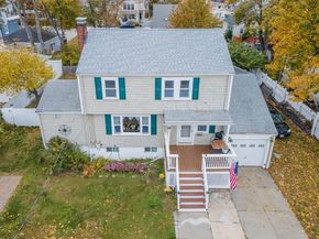 35 H Street, Hull MA 02045