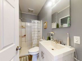 15 Albion, Somerville MA 02143