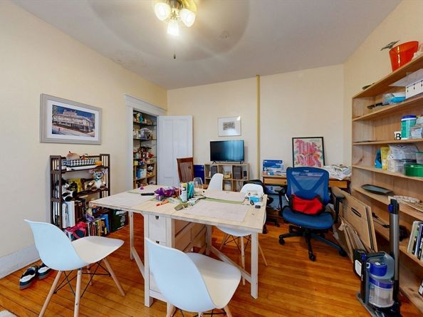 15 Albion, Somerville MA 02143