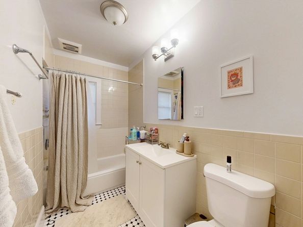 15 Albion, Somerville MA 02143