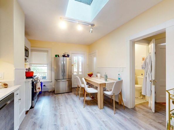 15 Albion, Somerville MA 02143