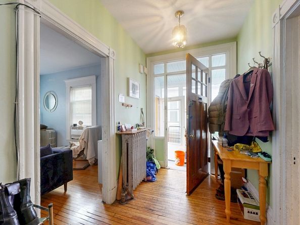 15 Albion, Somerville MA 02143