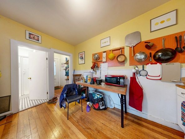 15 Albion, Somerville MA 02143