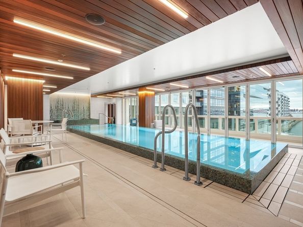 150 Seaport Blvd 17C, Boston MA 02210